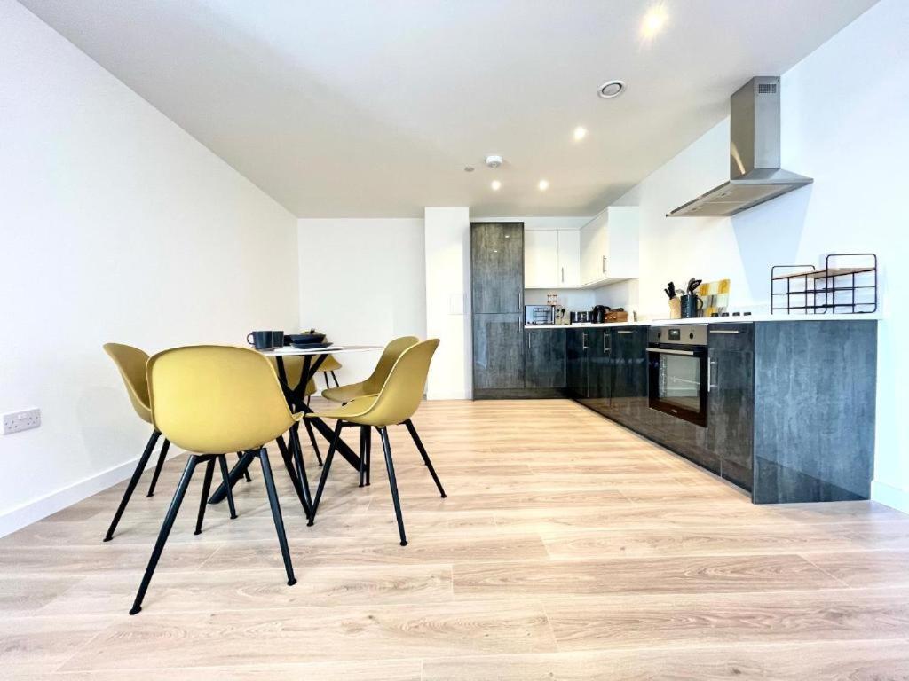 Bayard Plaza Penthouse Apartments Peterborough Buitenkant foto