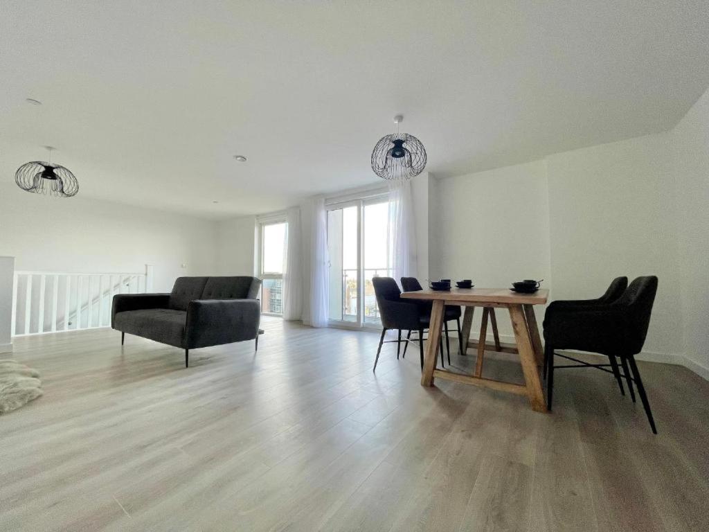 Bayard Plaza Penthouse Apartments Peterborough Buitenkant foto
